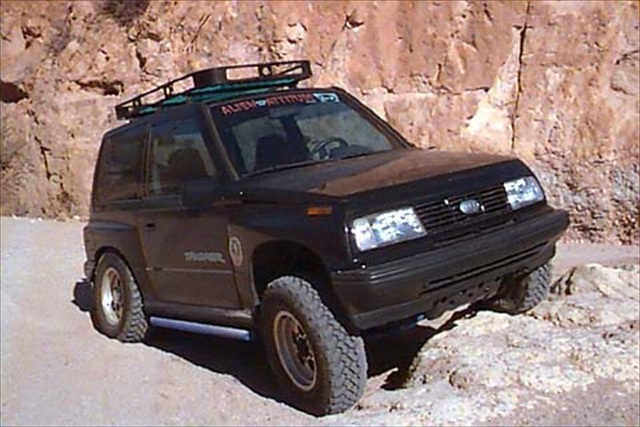 Compact Two Door GEO Tracker 4x4 - Seats 2
